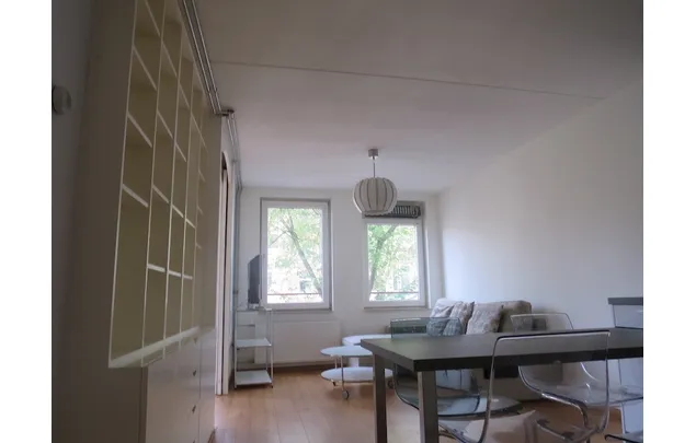 Huur 1 slaapkamer appartement van 50 m² in Amsterdam