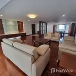 Rent 4 bedroom house of 350 m² in Bangkok