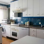 Rent a room of 120 m² in seville