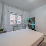 Alquilo 3 dormitorio apartamento de 90 m² en Oviedo