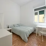 Rent 16 bedroom apartment in Lisbon