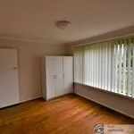 Rent 3 bedroom house in Springvale