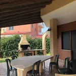 Rent 5 bedroom house of 250 m² in Fiumicino