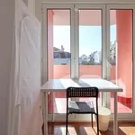 Rent a room in lisbon