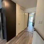 Rent 3 bedroom apartment in Toronto (Eglinton East)