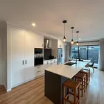 Rent 3 bedroom apartment in Tauranga