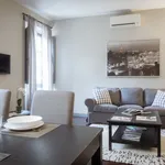 Rent 1 bedroom apartment of 62 m² in Florence