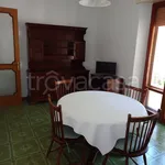 Rent 5 bedroom house of 120 m² in Treia