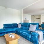 Rent 3 bedroom apartment of 1098 m² in Paris