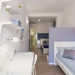 Rent a room in milan