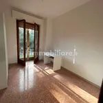 Affitto 4 camera appartamento di 130 m² in Perugia