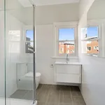 Rent 2 bedroom apartment in Melbourne