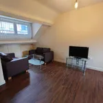 Rent 2 bedroom flat in Leicester