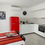 Alugar 1 quarto apartamento de 60 m² em Caxias