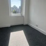 Rent 2 bedroom flat in Aberdeen