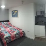 Rent 7 bedroom house in South West England