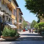 Single-family detached house via Giosuè Carducci, Centro, Forte dei Marmi