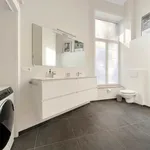 Rent 2 bedroom apartment in Bruxelles