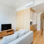 Rent 1 bedroom apartment of 50 m² in Porto