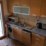 Rent a room of 85 m² in Budens