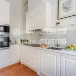 Rent 5 bedroom apartment of 170 m² in Lucca