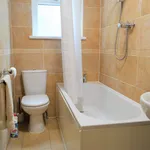 Rent 2 bedroom flat in London