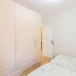 Rent a room of 80 m² in barcelona