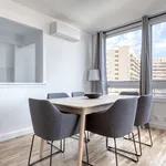 Rent 4 bedroom apartment of 145 m² in Barcelona