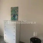 Affitto 3 camera appartamento di 90 m² in Naples