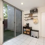 Rent 2 bedroom house of 121 m² in Los Angeles