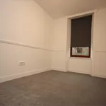 Rent 2 bedroom flat in Greenock