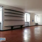 Rent 5 bedroom apartment of 177 m² in Genoa