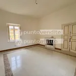 Rent 5 bedroom apartment of 200 m² in Lucca