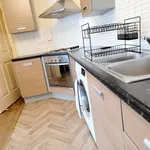 Rent 2 bedroom apartment in Salford