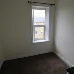 Rent 3 bedroom flat in Yorkshire And The Humber