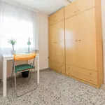 Rent 5 bedroom apartment in Valencia