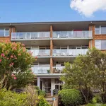 Rent 2 bedroom apartment in Mosman