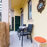 Rent 2 bedroom apartment of 109 m² in lisbon