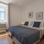 Rent 3 bedroom apartment of 100 m² in Lisbon