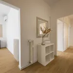 Rent 2 bedroom apartment of 100 m² in Florence