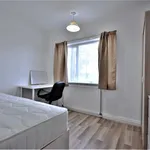 Rent 5 bedroom house in Coventry