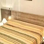 Alquilo 2 dormitorio apartamento de 80 m² en Valencia']