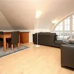 Pronajměte si 2 ložnic/e byt o rozloze 64 m² v Prague