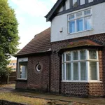 Rent 7 bedroom house in East Midlands