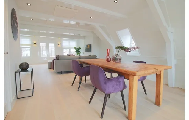 Huur 3 slaapkamer appartement van 100 m² in Amsterdam