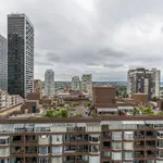 Appartement de 914 m² avec 2 chambre(s) en location à Vancouver