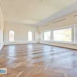 Affitto 6 camera appartamento di 255 m² in Rome