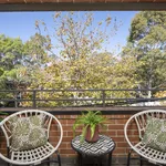 Rent 1 bedroom apartment in Crows Nest