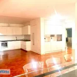 Rent 4 bedroom apartment of 200 m² in Rome