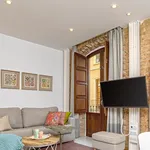 Rent 1 bedroom apartment of 61 m² in Granada